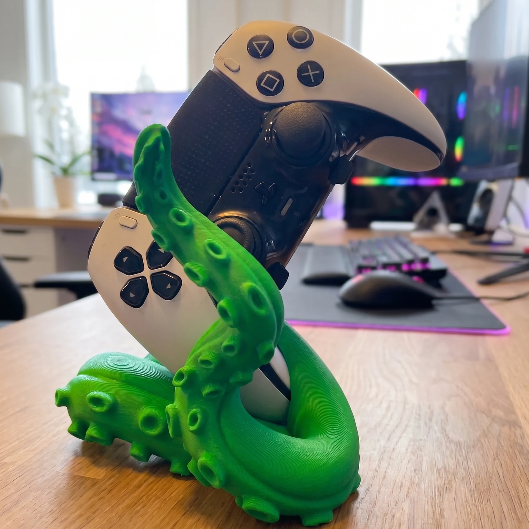 Kraken Tentacle PS5 Controller Holder (3D Printed) image 8